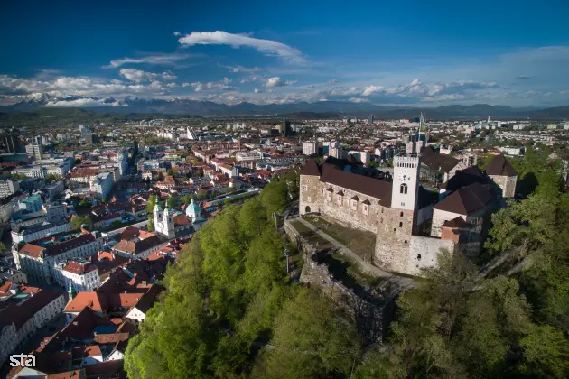 Ljubljana. Panorama prestolnice Ljubljane, Ljubljanski grad. Foto: Anže Malovrh/STA Arhiv STA