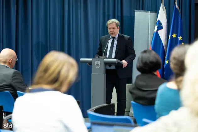 Ljubljana, MIZŠ. Zdravstvena konferenca o novostih v zdravstvenih sistemih za njegovo večjo učinkovitost, ki jo organizirata Slovensko gospodarsko in raziskovalno združenje v Bruslju ter ministrstvo za izobraževanje, znanost in šport. Foto: Katja Kodba/STA