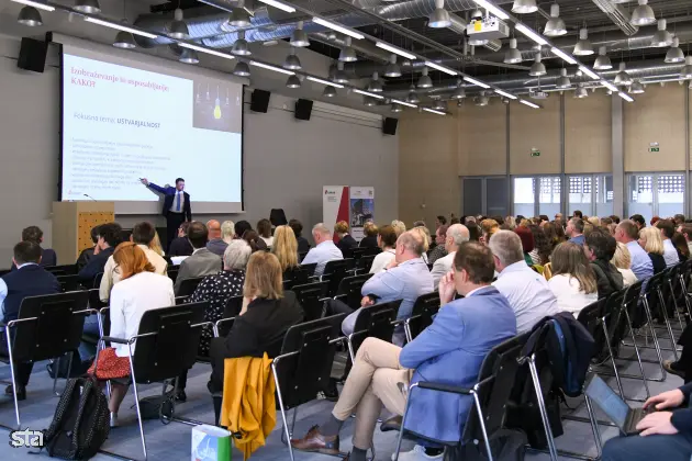 Ljubljana, FDV. Predstavitev publikacije Kakovost življenja v Sloveniji, Poročilo o razvoju 2025, ki so jo pripravili na Uradu RS za makroekonomske analize in razvoj. Foto: Božidar Kolar/STA