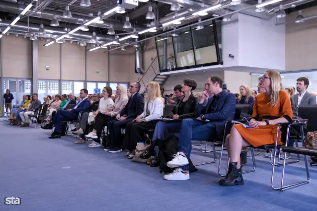 Ljubljana, FDV. Predstavitev publikacije Kakovost življenja v Sloveniji, Poročilo o razvoju 2025, ki so jo pripravili na Uradu RS za makroekonomske analize in razvoj. Foto: Božidar Kolar/STA