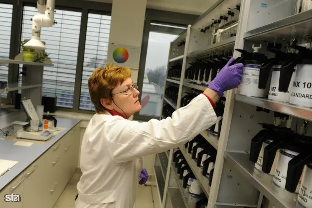 Količevo pri Domžalah, prostori novega Heliosovega avtoreparaturnega centra. Odprtje najsodobnejšega avtoreparaturnega centra in novega centra za kovinske premaze Skupine Helios. Foto: Nebojsa Tejić/STA