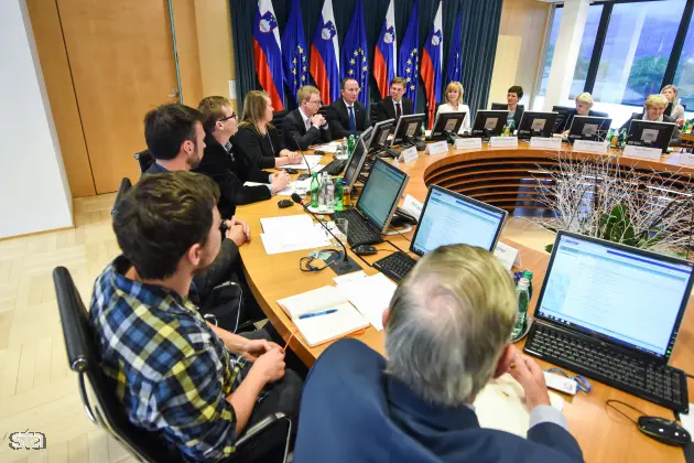 Ljubljana, vlada. Delovni posvet vlade na temo spodbujanja zaposlovanja, inovativnosti, kreativnosti in podjetnosti ter zagotavljanje dostopnih najemnih stanovanj za mlade. Foto: Nebojša Tejić/STA