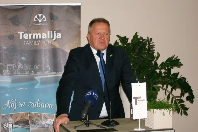 Podčetrtek, Terme Olimia. Novinarska konferenca Term Olimia s predstavitvijo lanskega poslovanja in prenove Termalije. Zbrane je pozdravil tudi gospodarski minister Zdravko Počivalšek. Foto: Lili Pušnik/STA